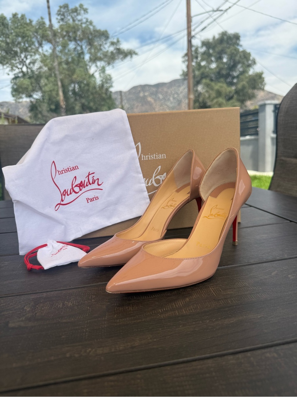 Christian Louboutin Iriza 85 Blush Nude Patent Pumps – Size 37.5